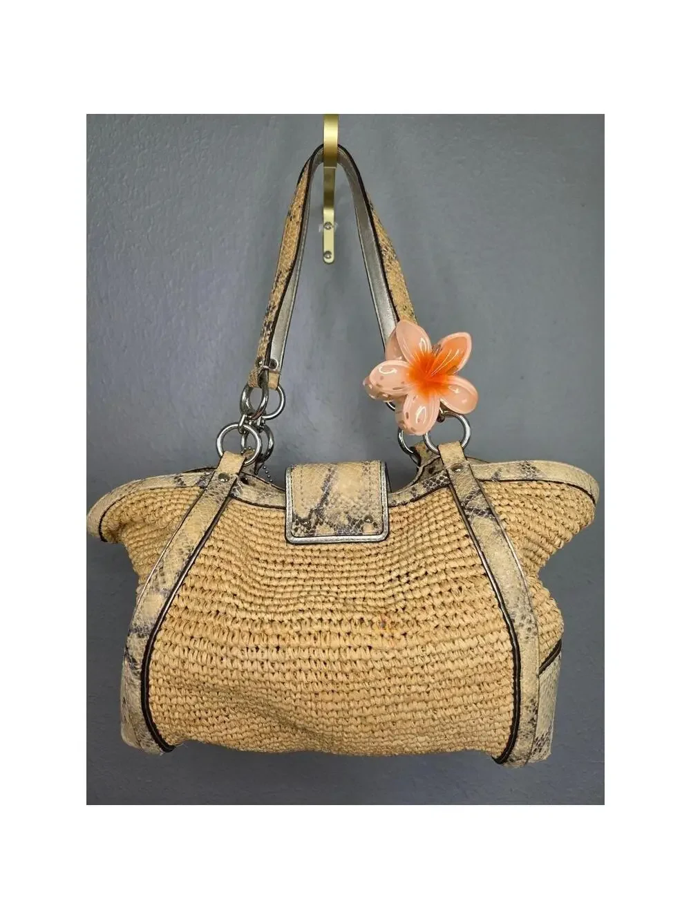 🍒Coach Hampton Straw Python Embossed Tote Bag🍒